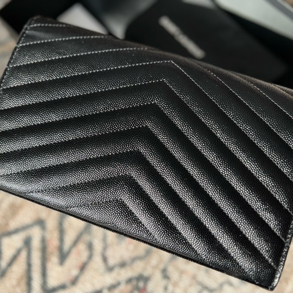 Saint Laurent YSL Monogram Small Wallet on Chain in Grained Leather MINT - Picture 8 of 14